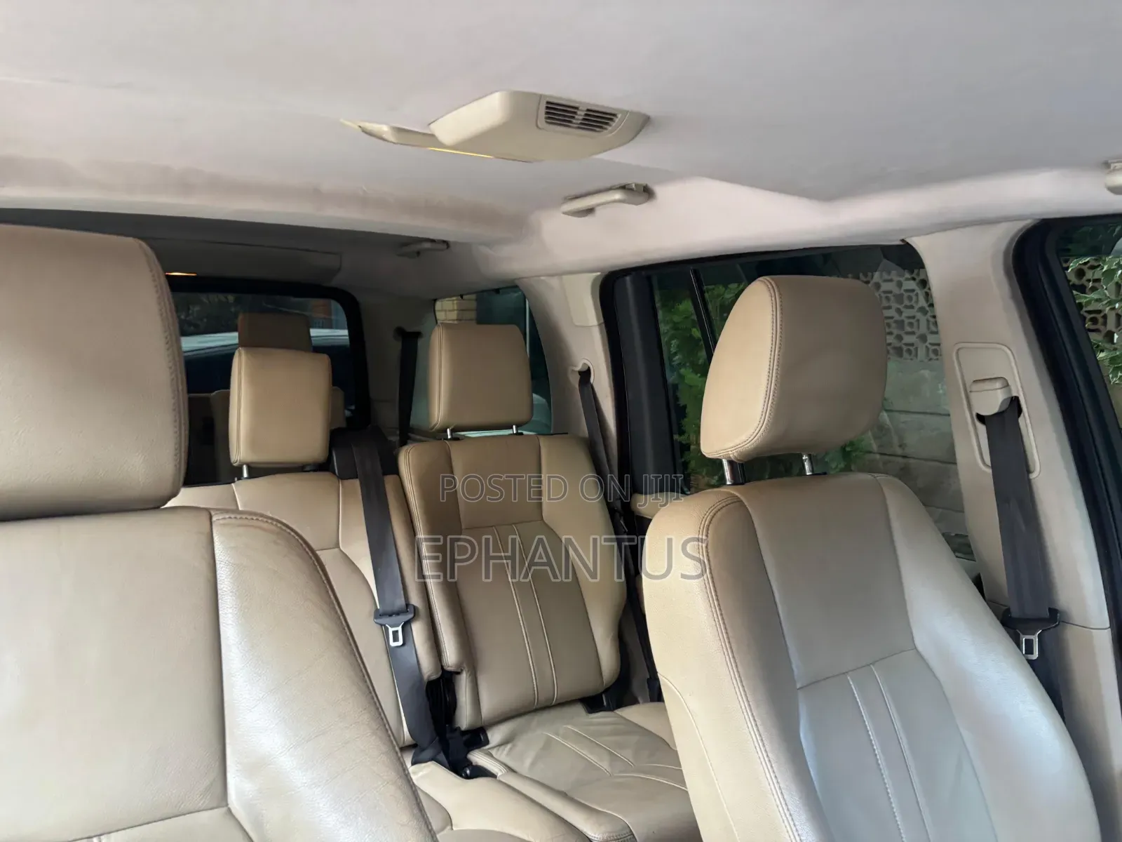 Land Rover Discovery 2012 Brown