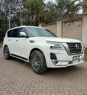 Nissan Patrol 2013 White
