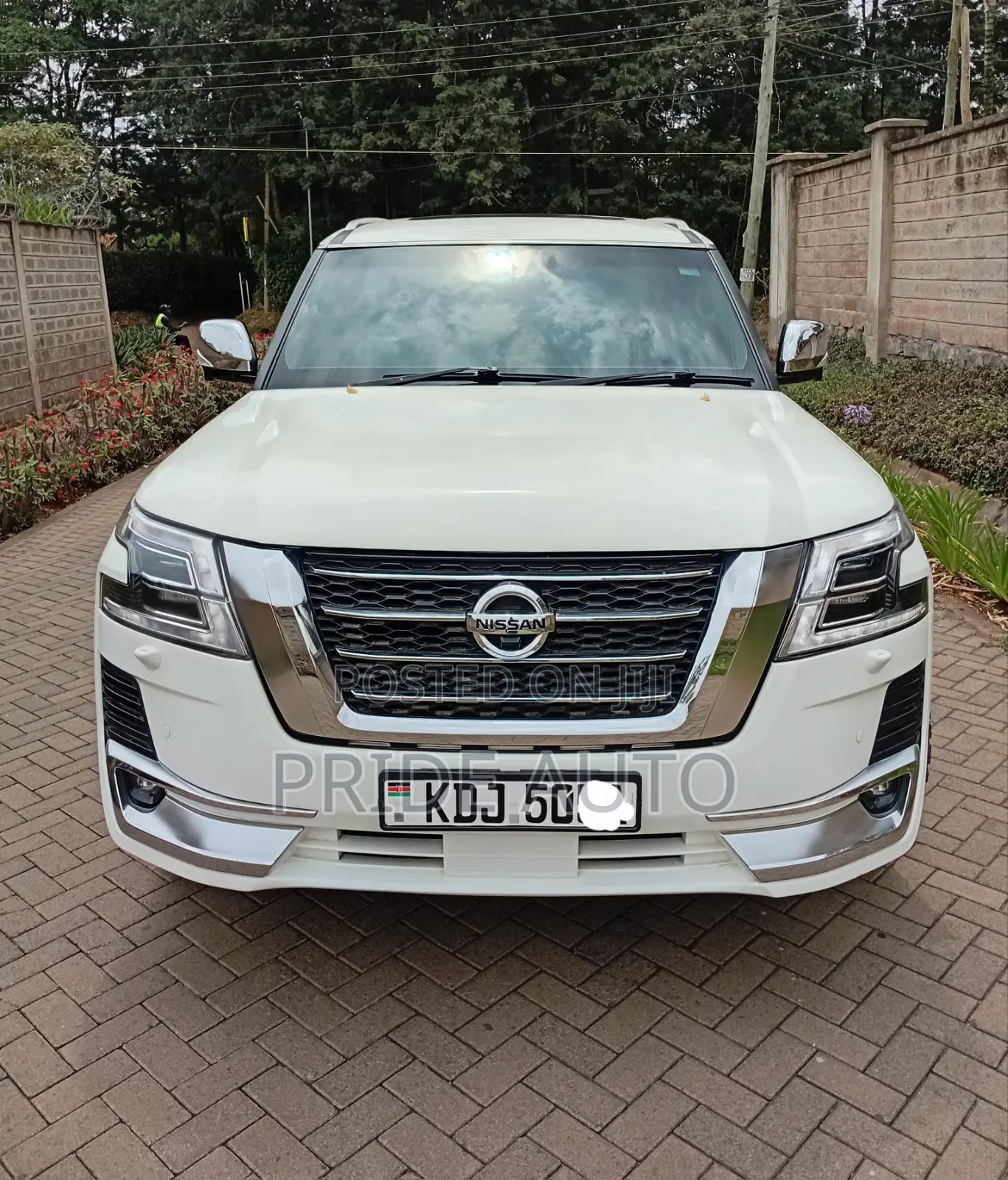 Nissan Patrol 2013 White