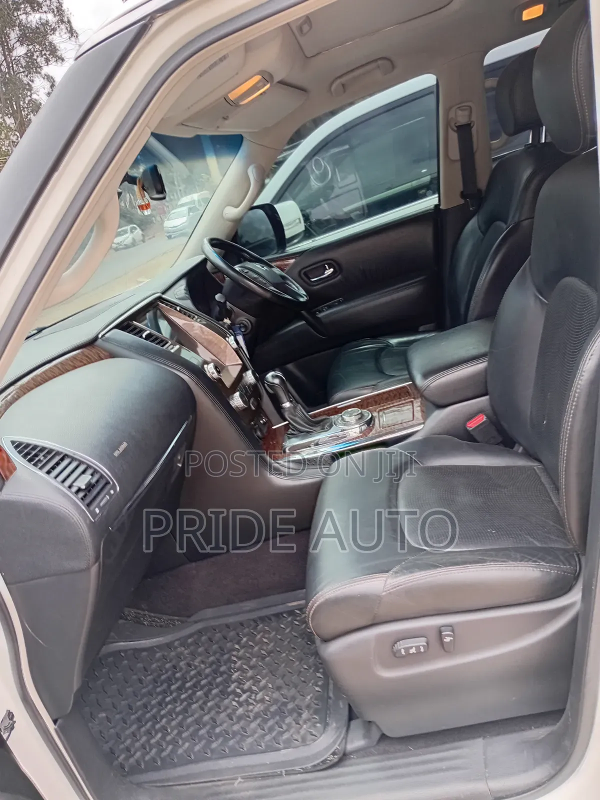 Nissan Patrol 2013 White