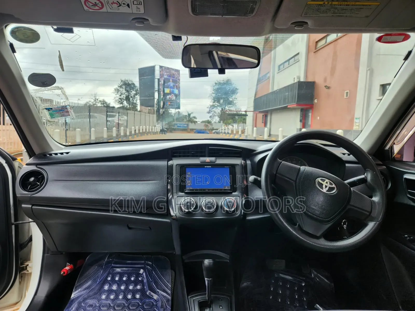 Toyota Axio 2016 Pearl