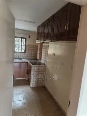 3bdrm Apartment in Nyayo Estate for rent