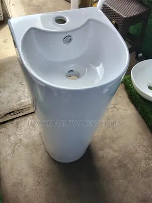 The Sculpt One Piece Luxury Pedestrial Basin