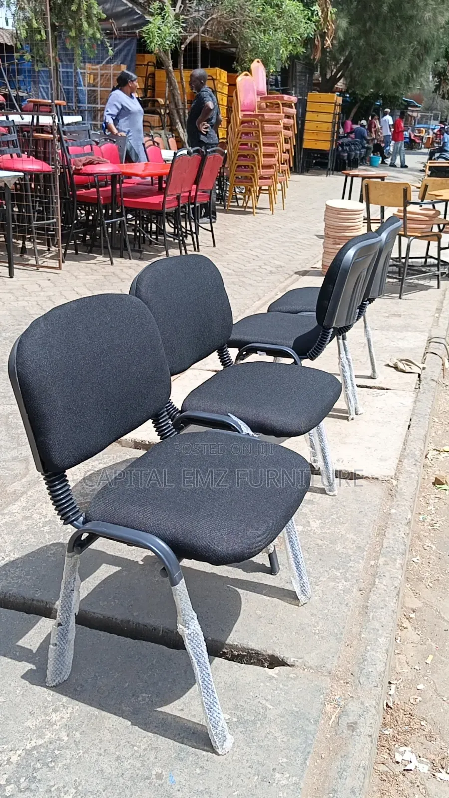 Cute Waiting Chairs