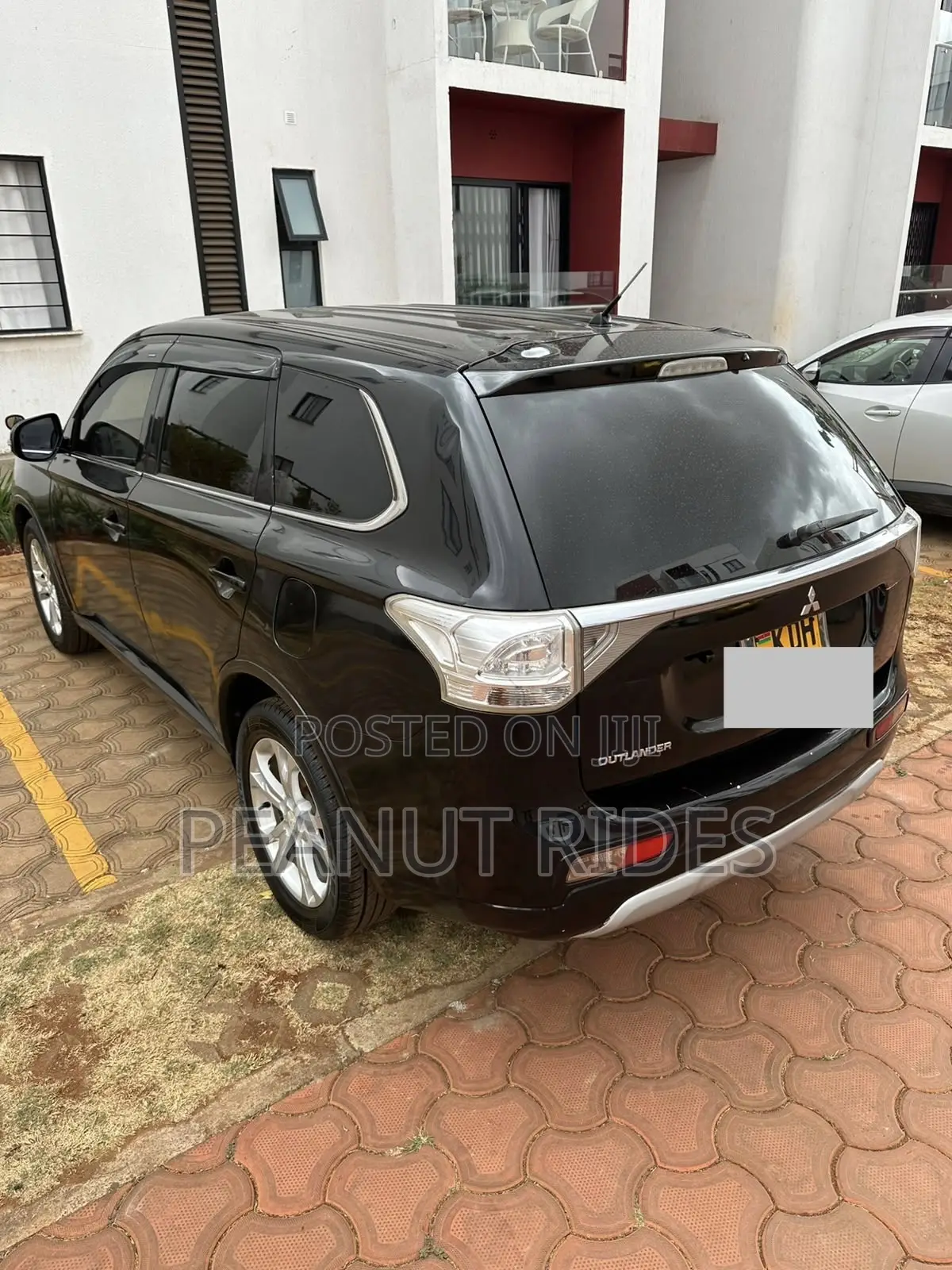 Mitsubishi Outlander 2015 Black