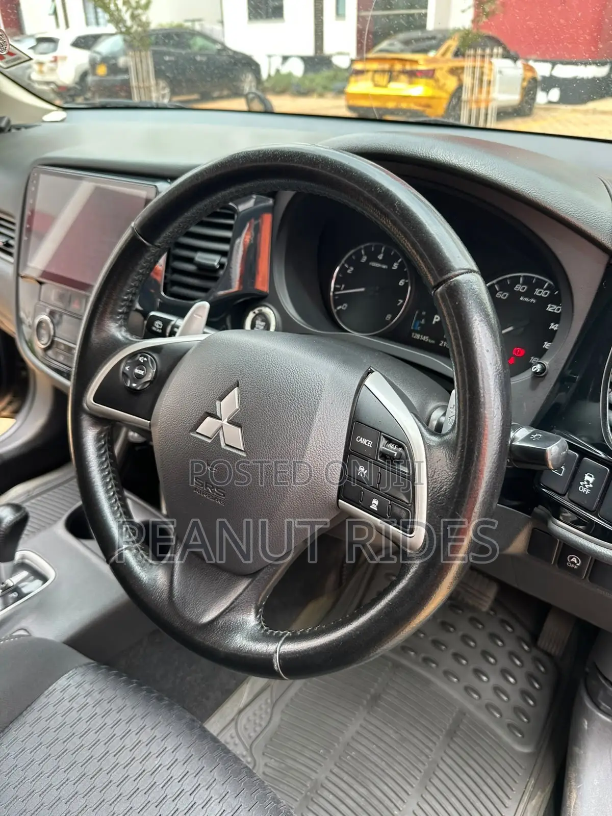 Mitsubishi Outlander 2015 Black