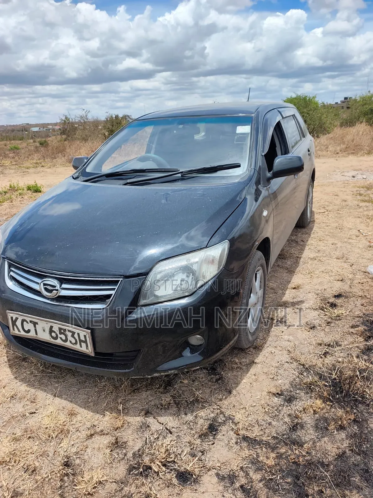 Toyota Corolla Fielder 2011 Black