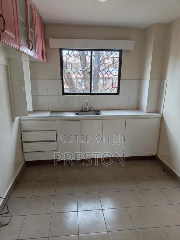 3bdrm Apartment in Nyanyo Estate for sale