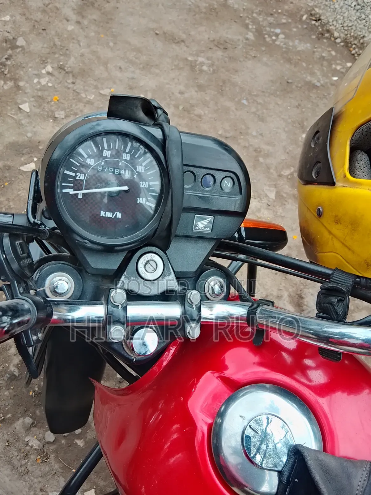 Honda CB 2024 Red