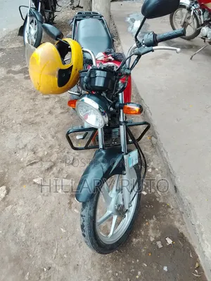Honda CB 2024 Red