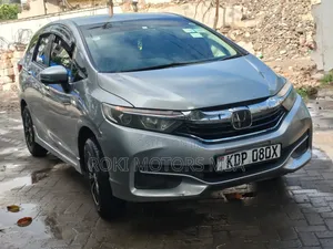 Honda Shuttle 2016 Silver