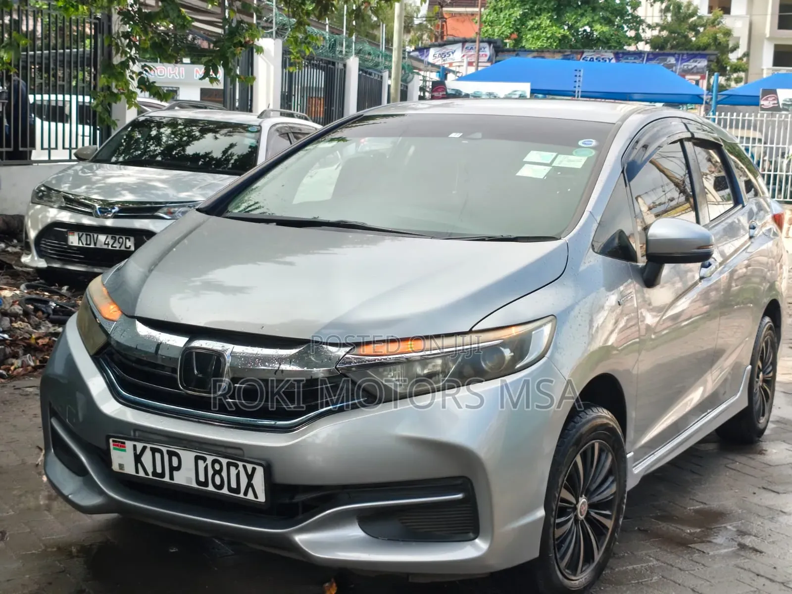 Honda Shuttle 2016 Silver