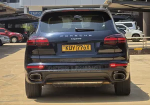 Porsche Cayenne 2015 Black