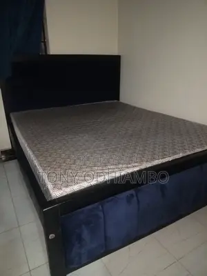 5*6 Bed Plus 5*6 Mattress 8 Inches
