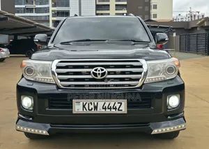 Toyota Land Cruiser 4.6 V8 GX 2012 Black