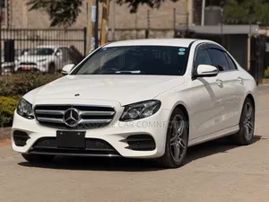 Mercedes-Benz E200 2019 White