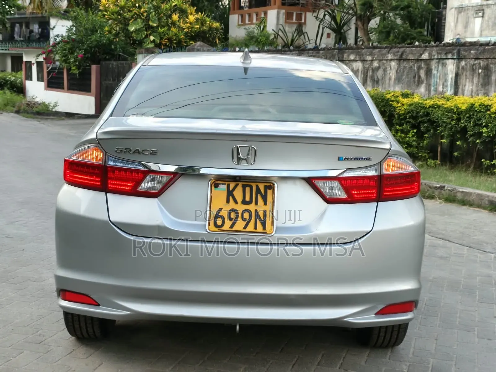 Honda Grace 2016 Silver