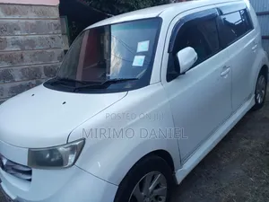 Toyota bB 2011 White
