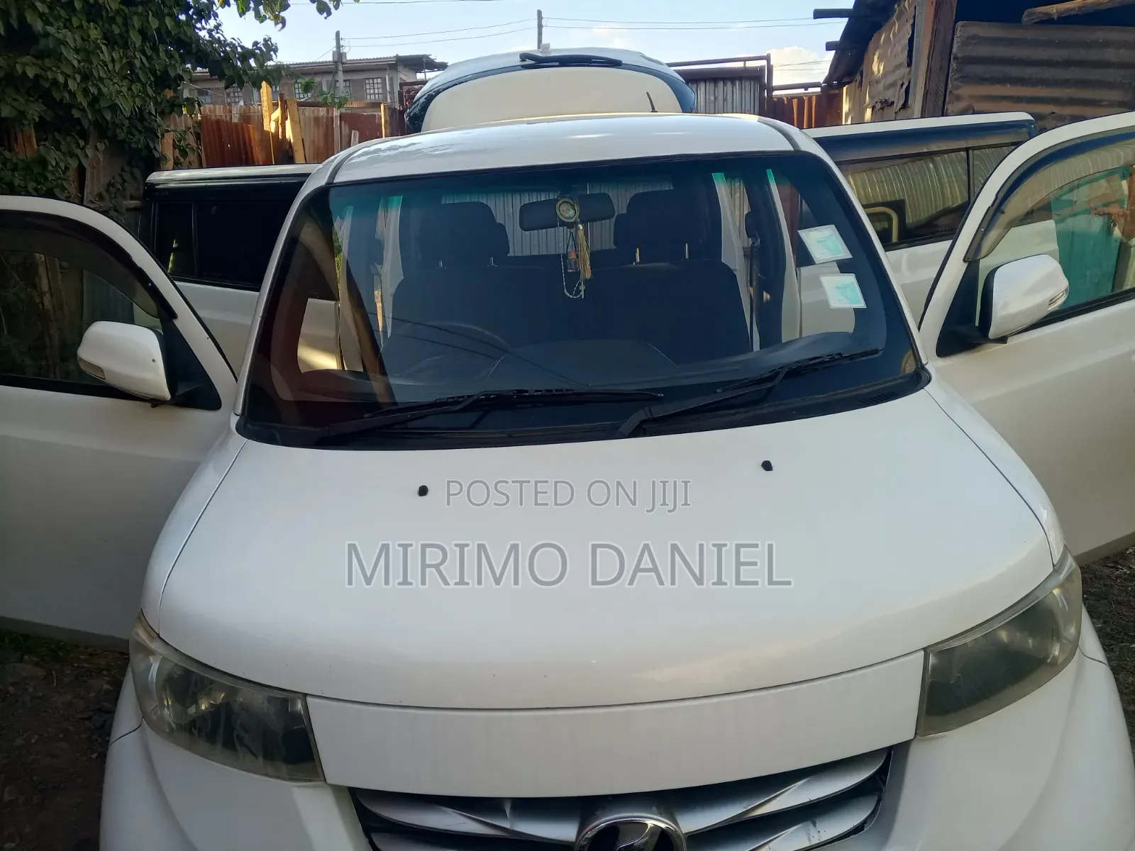 Toyota bB 2011 White