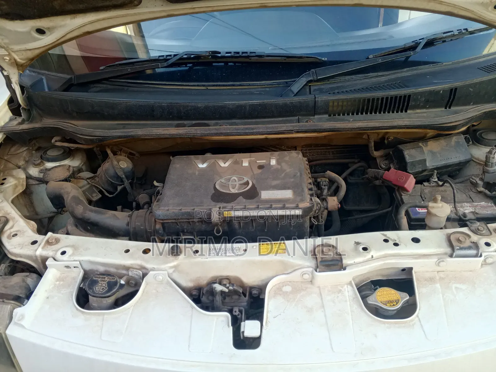 Toyota bB 2011 White