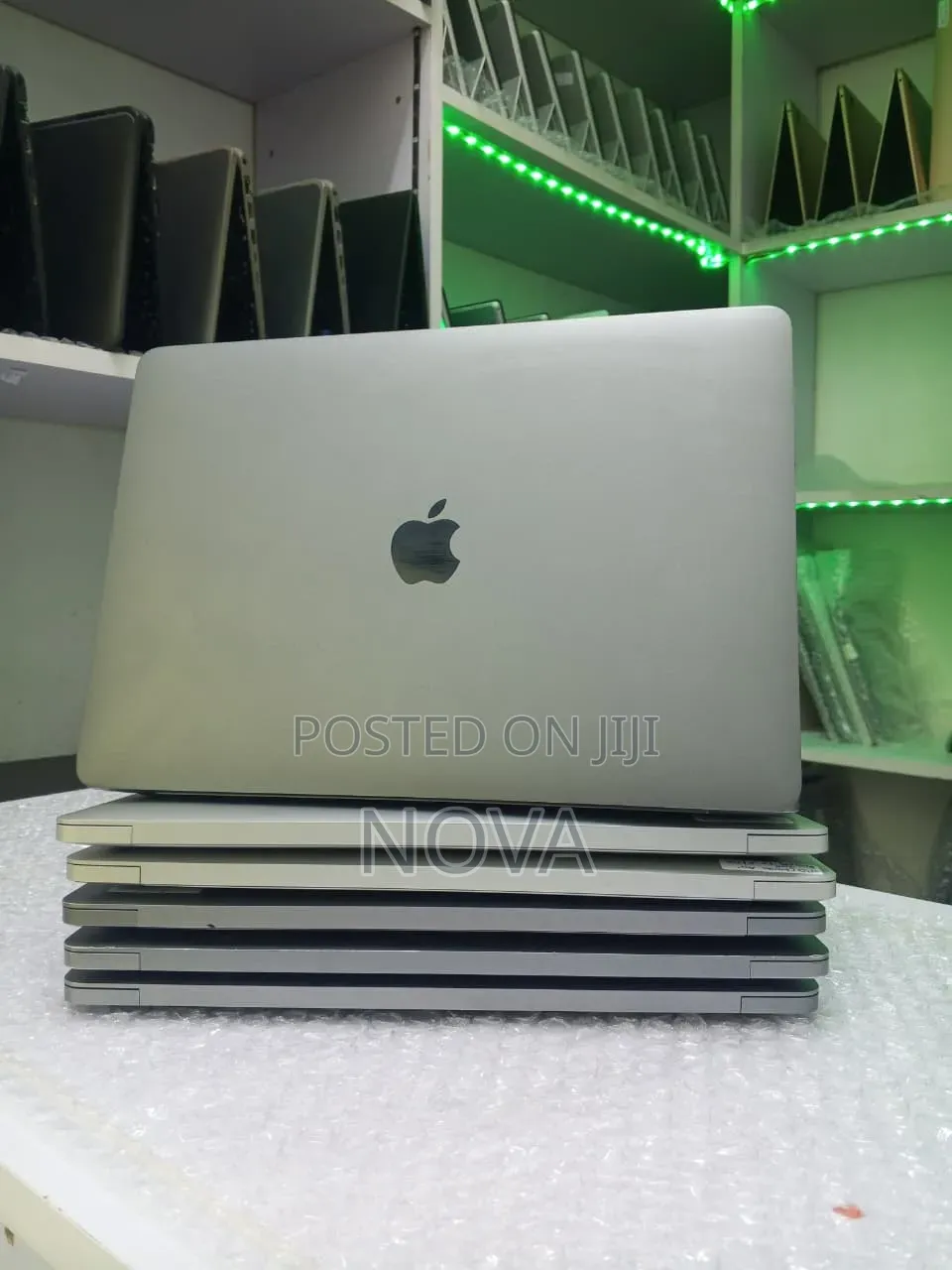 Laptop Apple MacBook Pro 8GB Intel Core i5 SSD 256GB