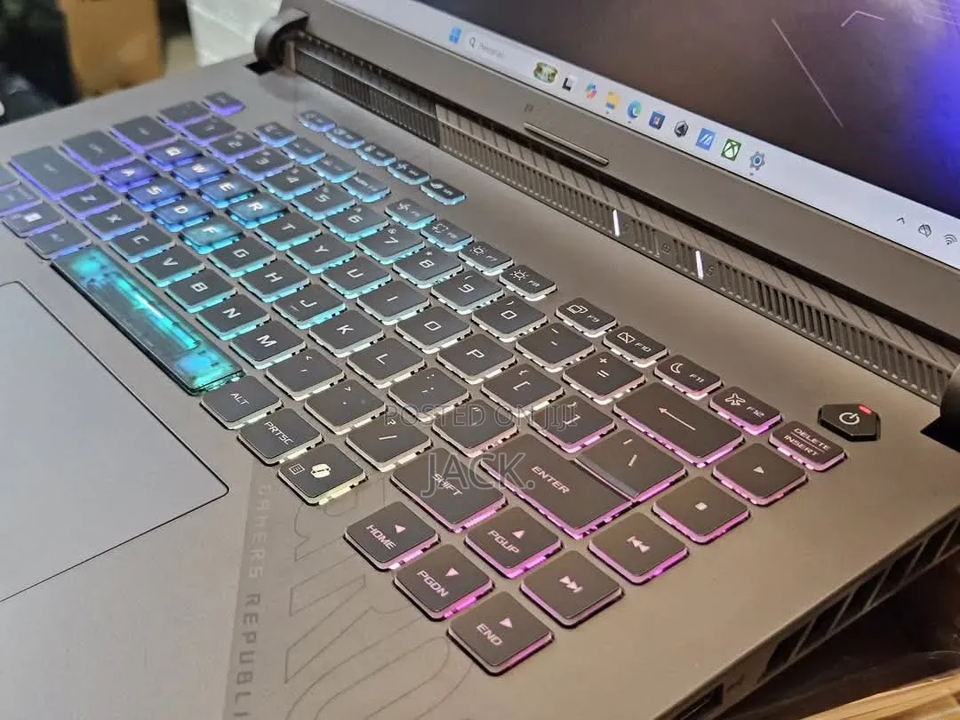 Laptop Asus ROG Strix G16 G614 64GB AMD Ryzen 9 SSD 1T