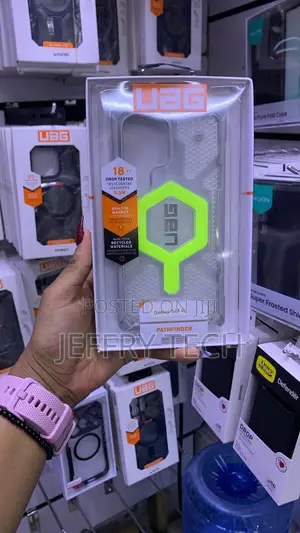 Urban Armor Gear (UAG) Pathfinder Clear Protective Phone Case