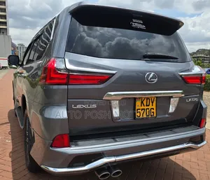 Lexus LX 2016