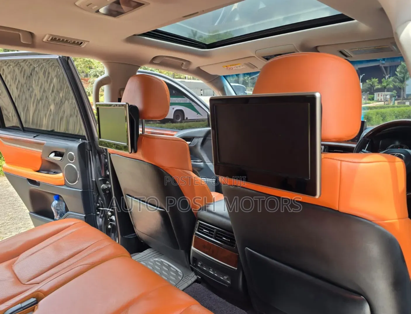Lexus LX 2016