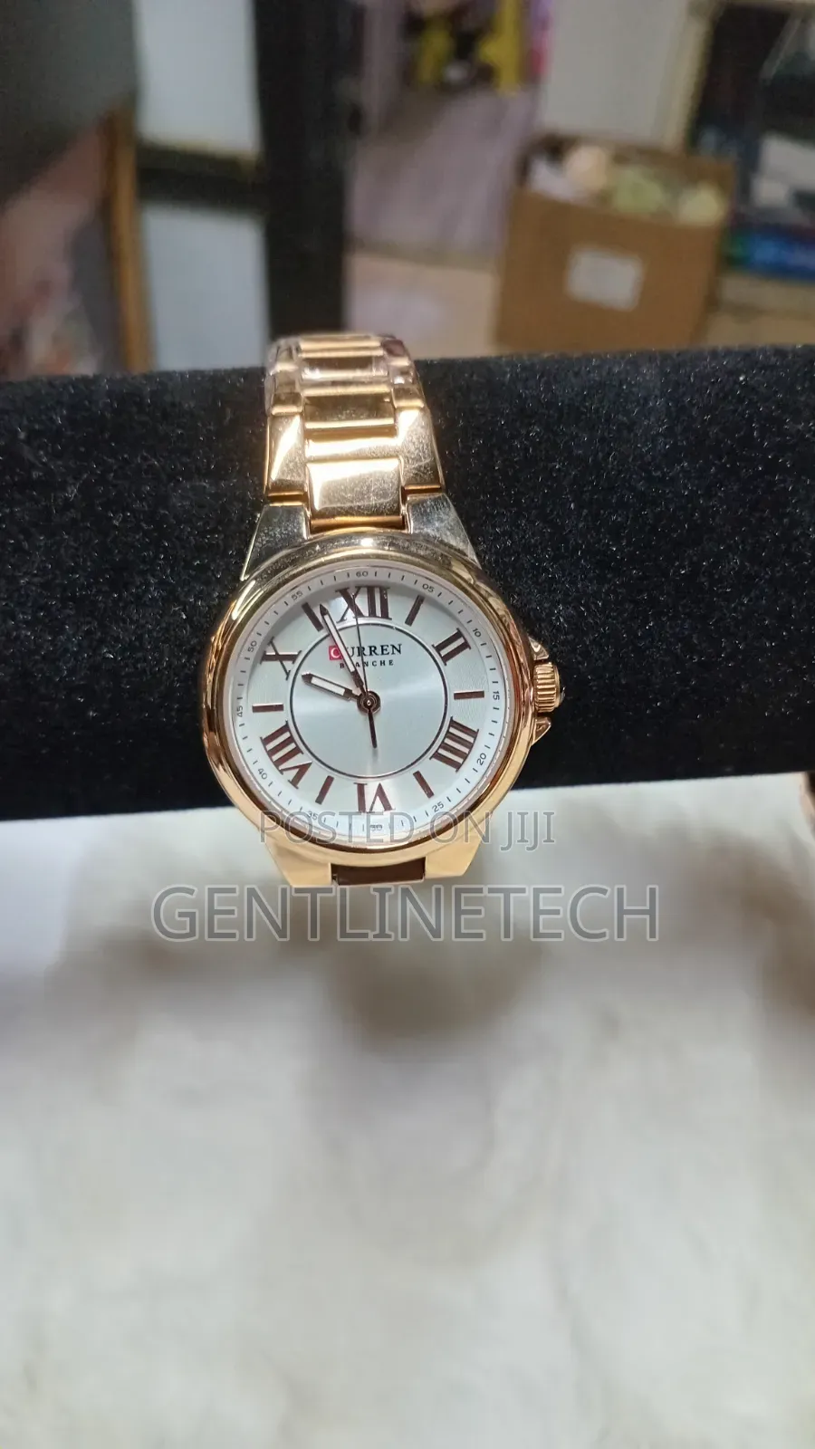 Curren Blanche Analog Watch