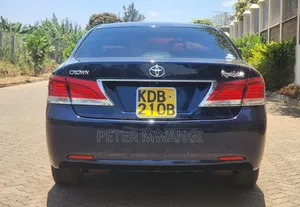 Toyota Crown 2014 Blue
