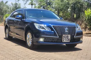 Toyota Crown 2014 Blue