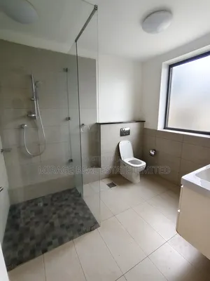3bdrm Apartment in Roysambu for rent