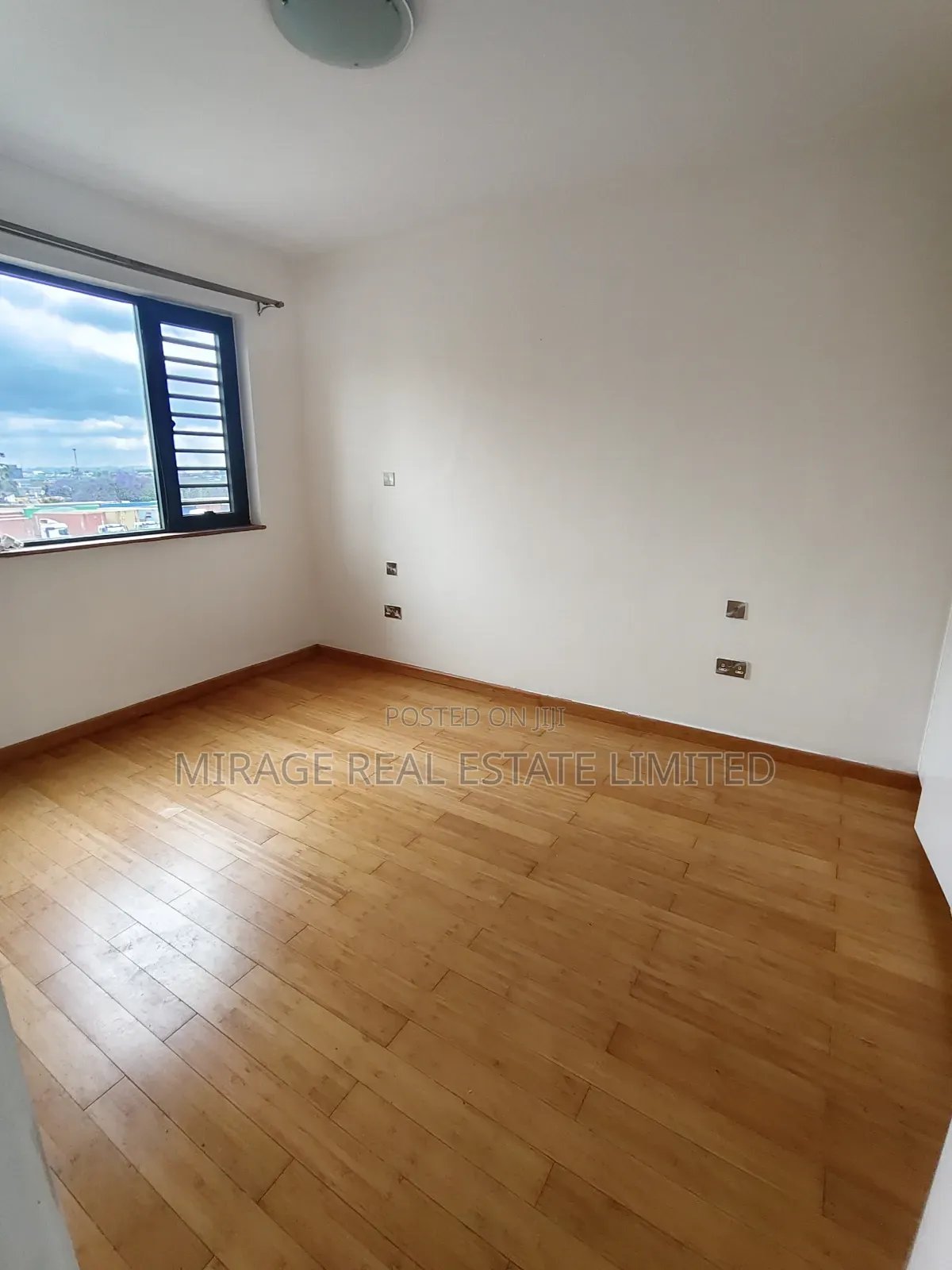 3bdrm Apartment in Roysambu for rent