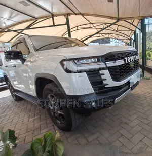 Toyota Land Cruiser 3.3 Diesel 4WD 2022 White