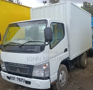 Mistubishi Canter Mini Truck 2015