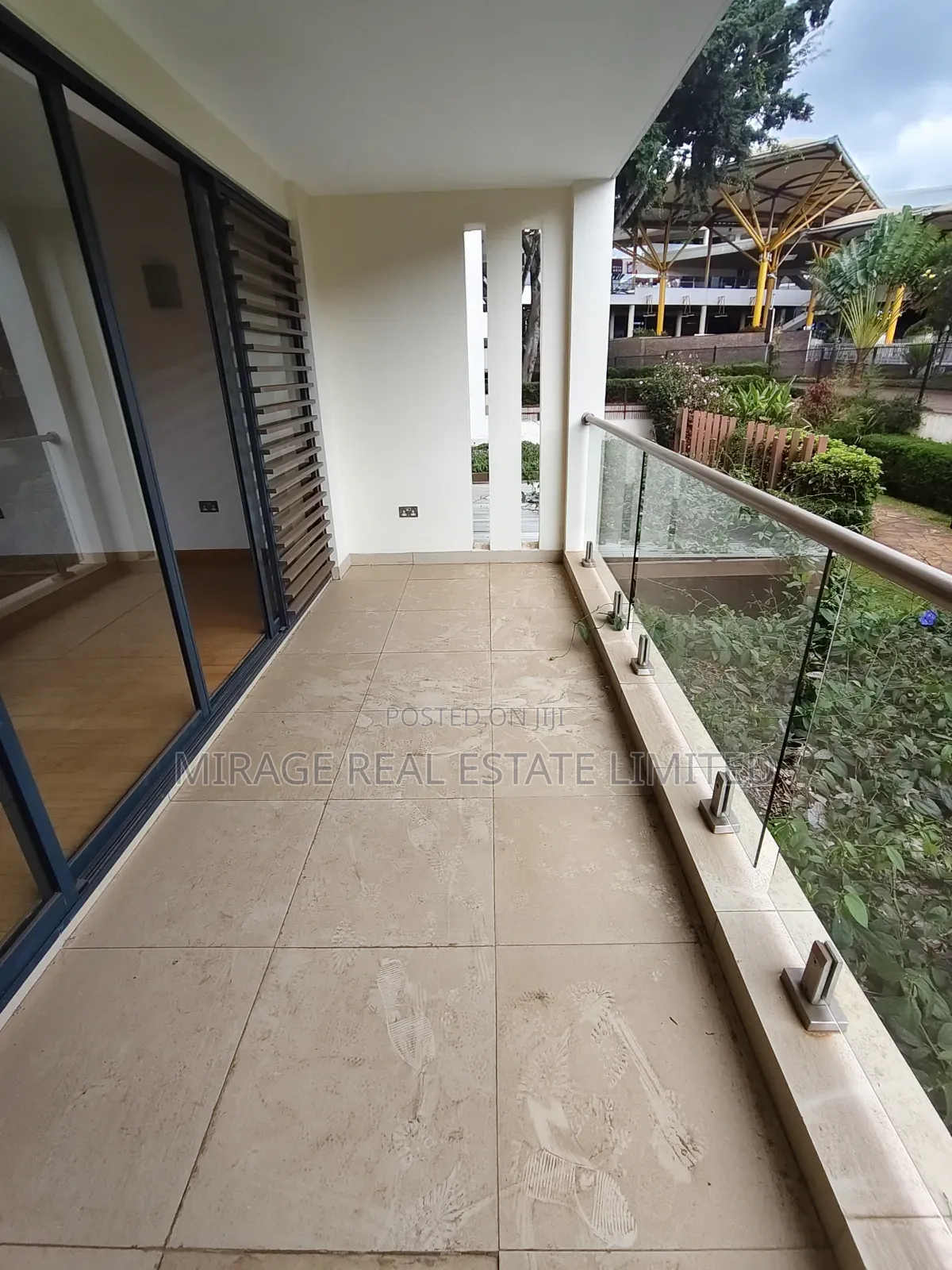 3bdrm Apartment in Roysambu for rent