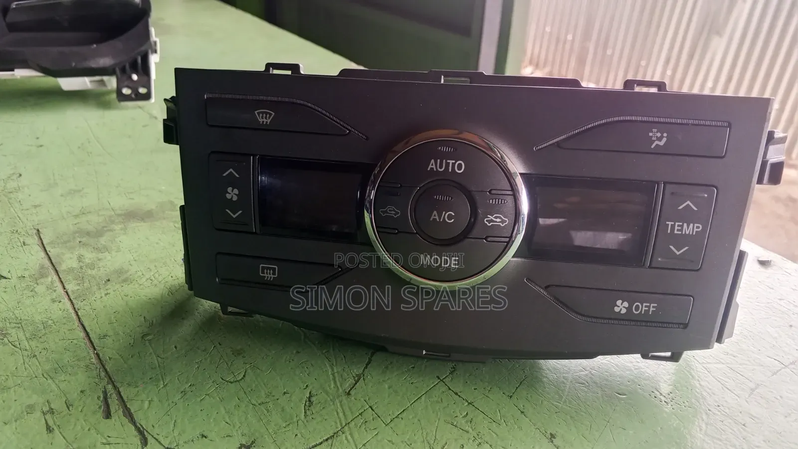 A/ C Controller Axio/ Fielder
