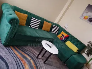 Teal One Bedroom Airbnb in Roysambu TRM Drive Thika Rd