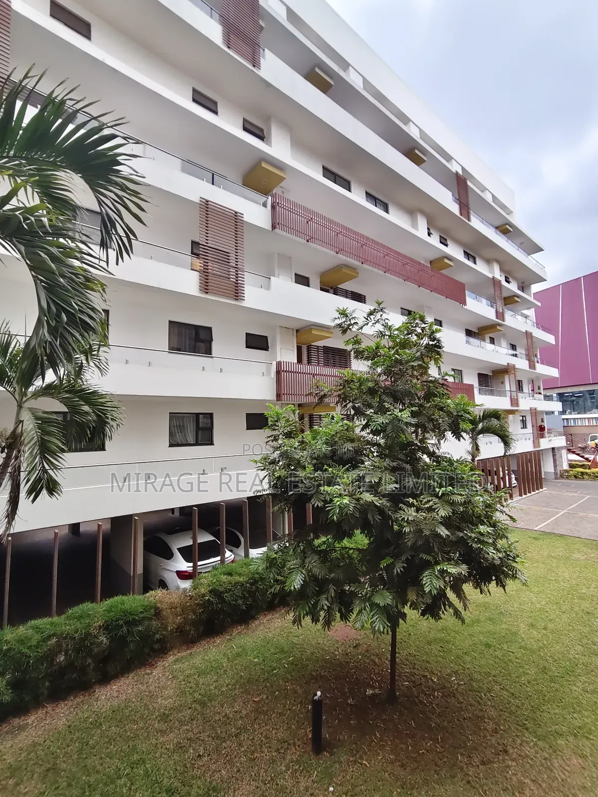 3bdrm Apartment in Roysambu for rent