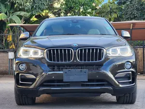 BMW X6 xDrive50i AWD 2018 Brown