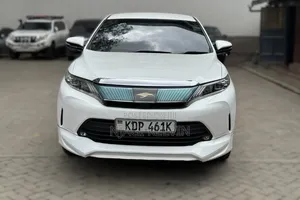 Toyota Harrier 2.0 2018 White