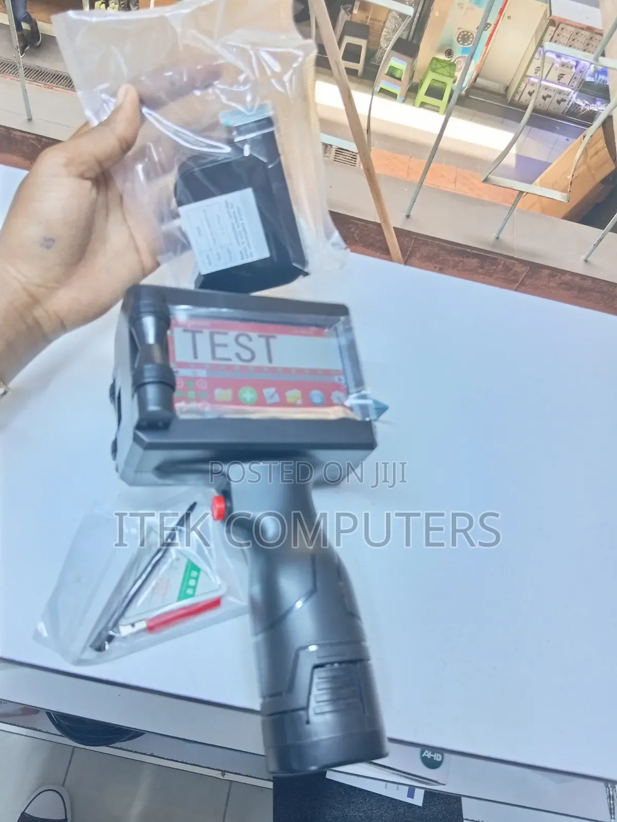 Large Handheld Inkjet Printer for Clear Permanent Printing