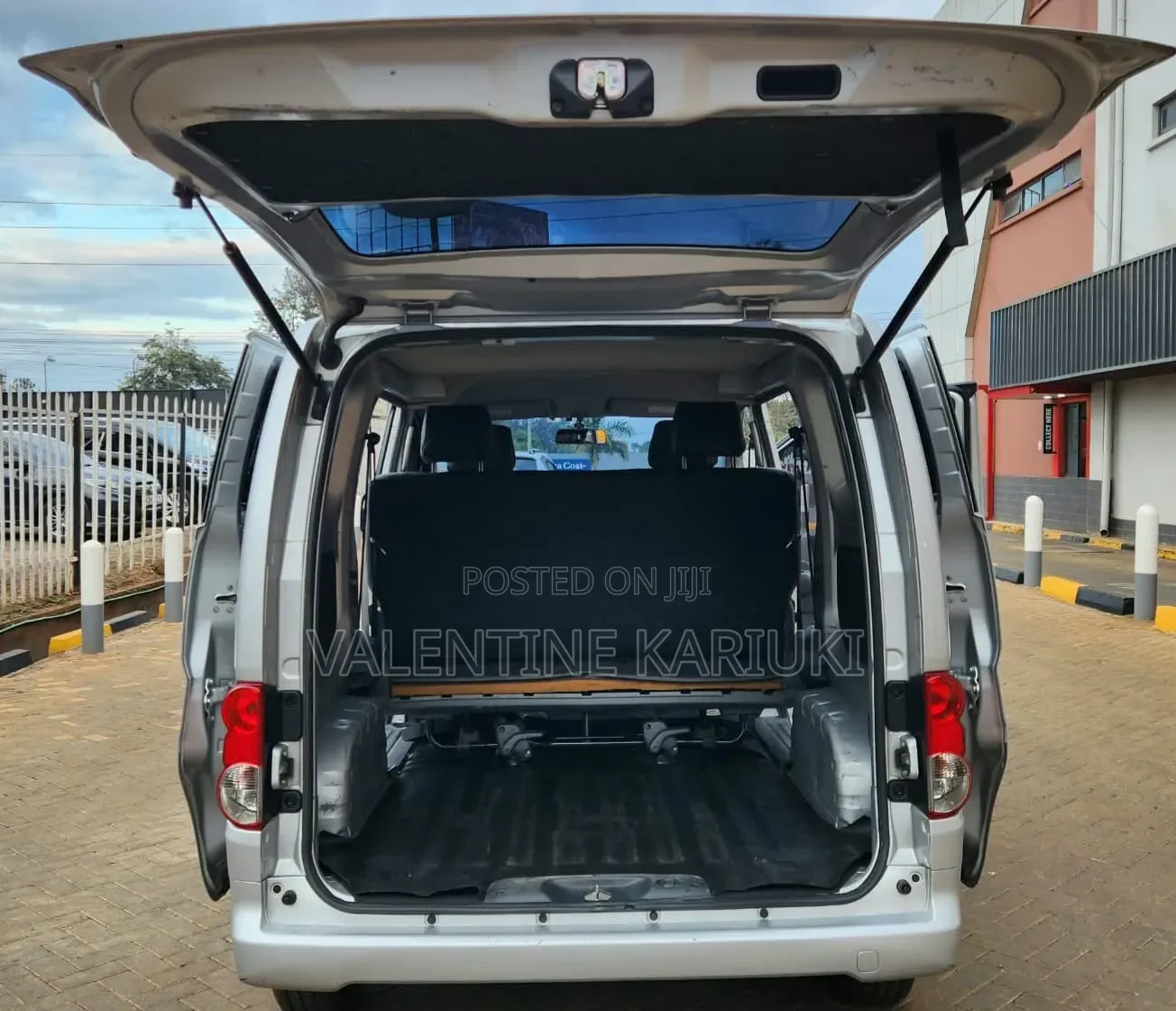Nissan NV200 2019 Silver