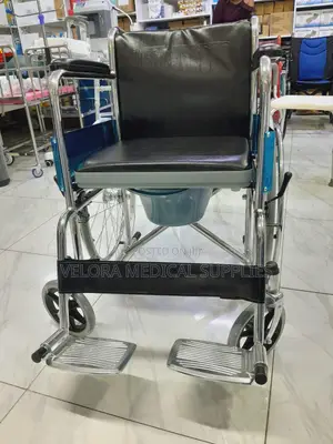 Standard Commode Wheelchair – Wheelchair With Toilet Seat