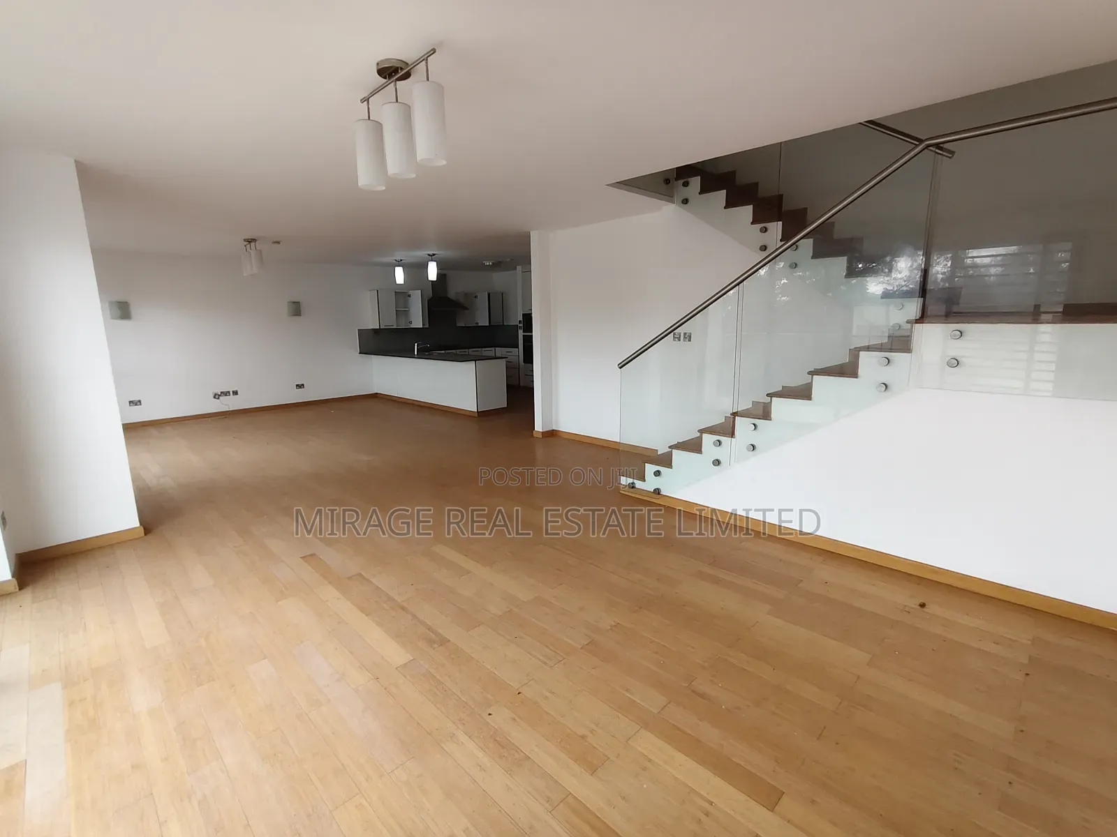 3bdrm Duplex in Roysambu for rent