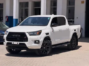 Toyota Hilux 2019 Off white