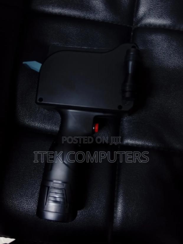 Industrial Handheld Inkjet Printer for Product Coding Needs - main view