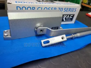 Doorcloser