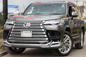 Lexus LX 2022